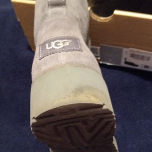 Womens ugg boots grey